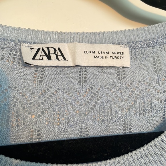 Zara Baby Blue Ruffle Short Sleeve Top - Picture 3 of 3